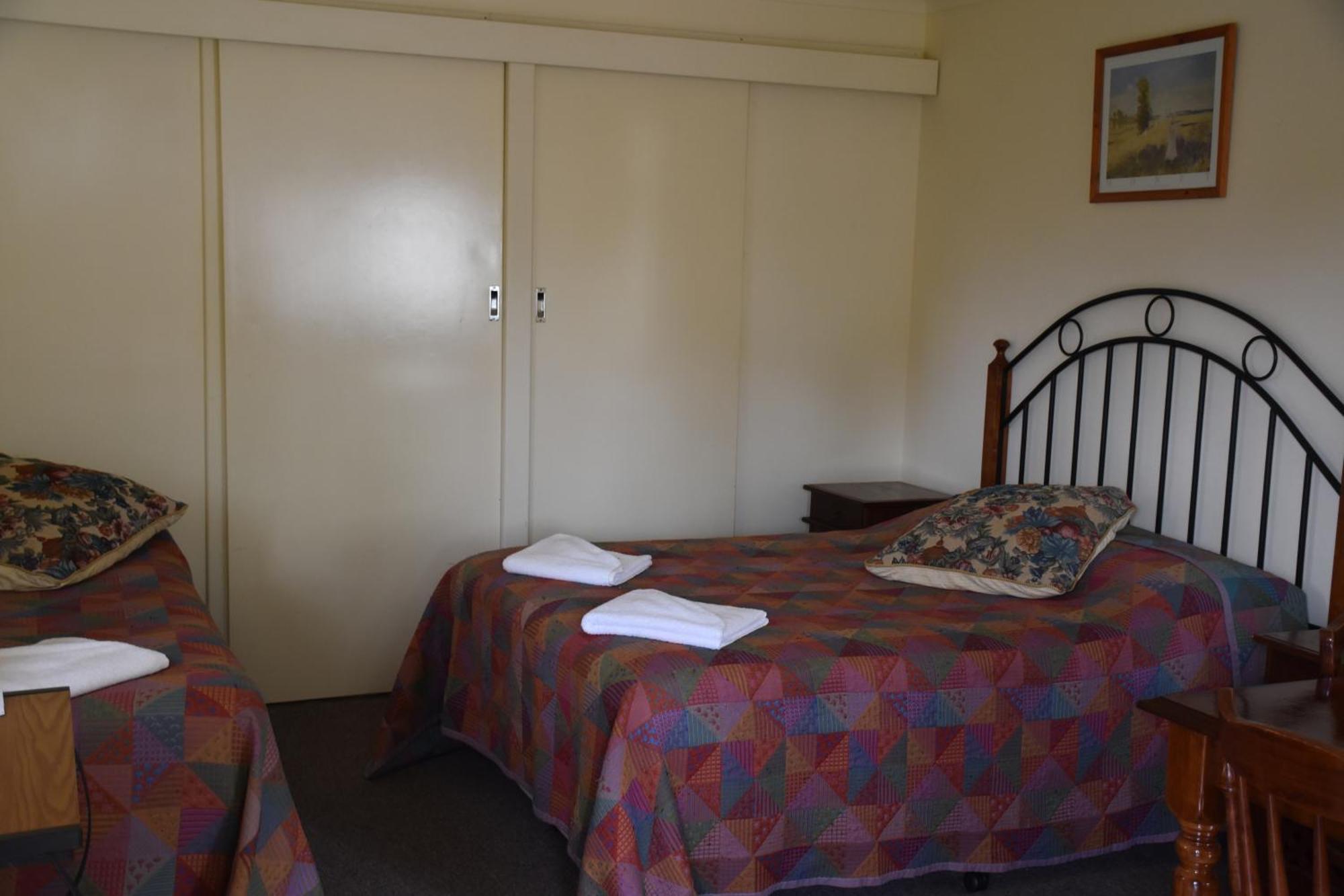 Mount Barker Valley Views Motel & Chalets, Western Australia Ruang foto