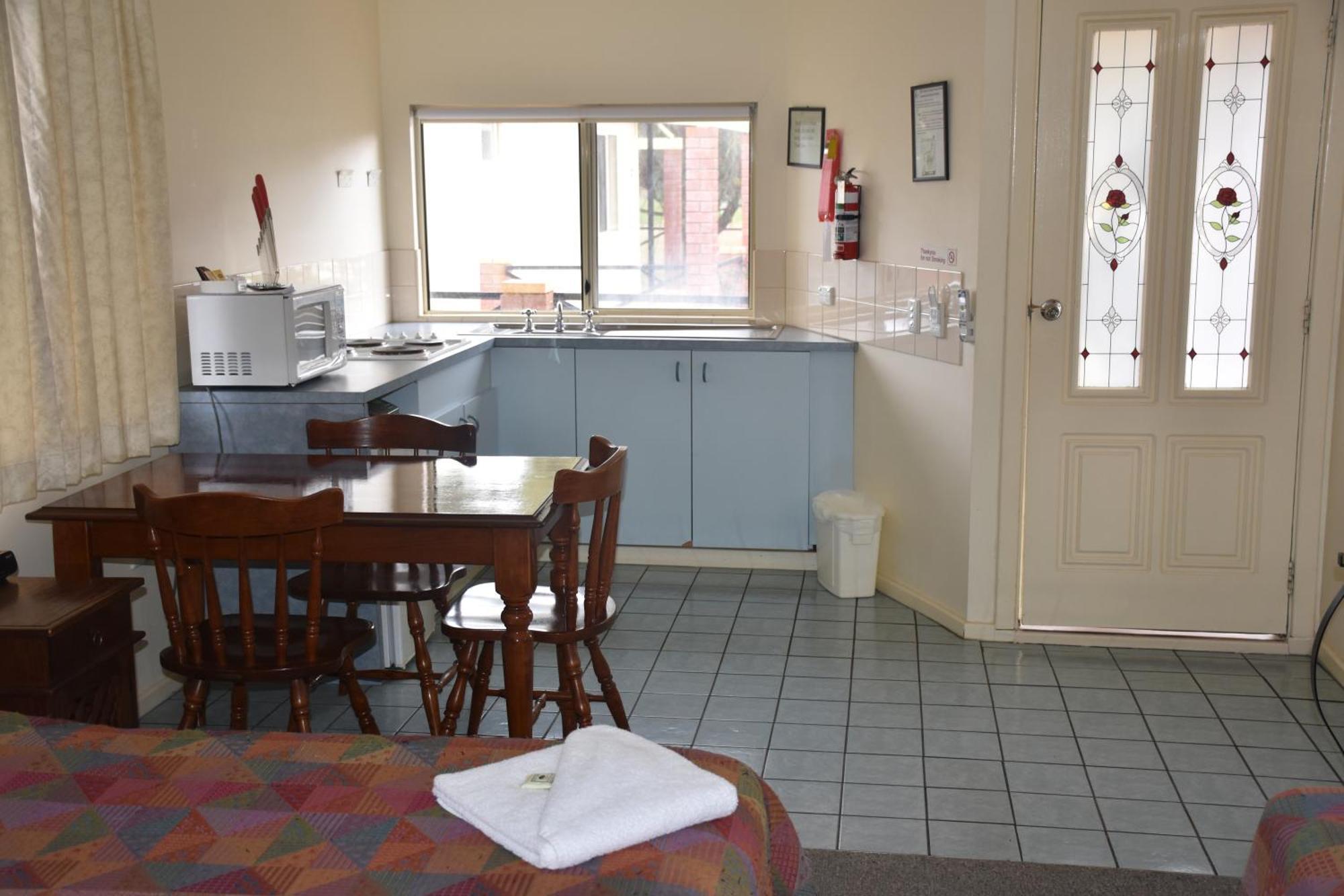 Mount Barker Valley Views Motel & Chalets, Western Australia Ruang foto