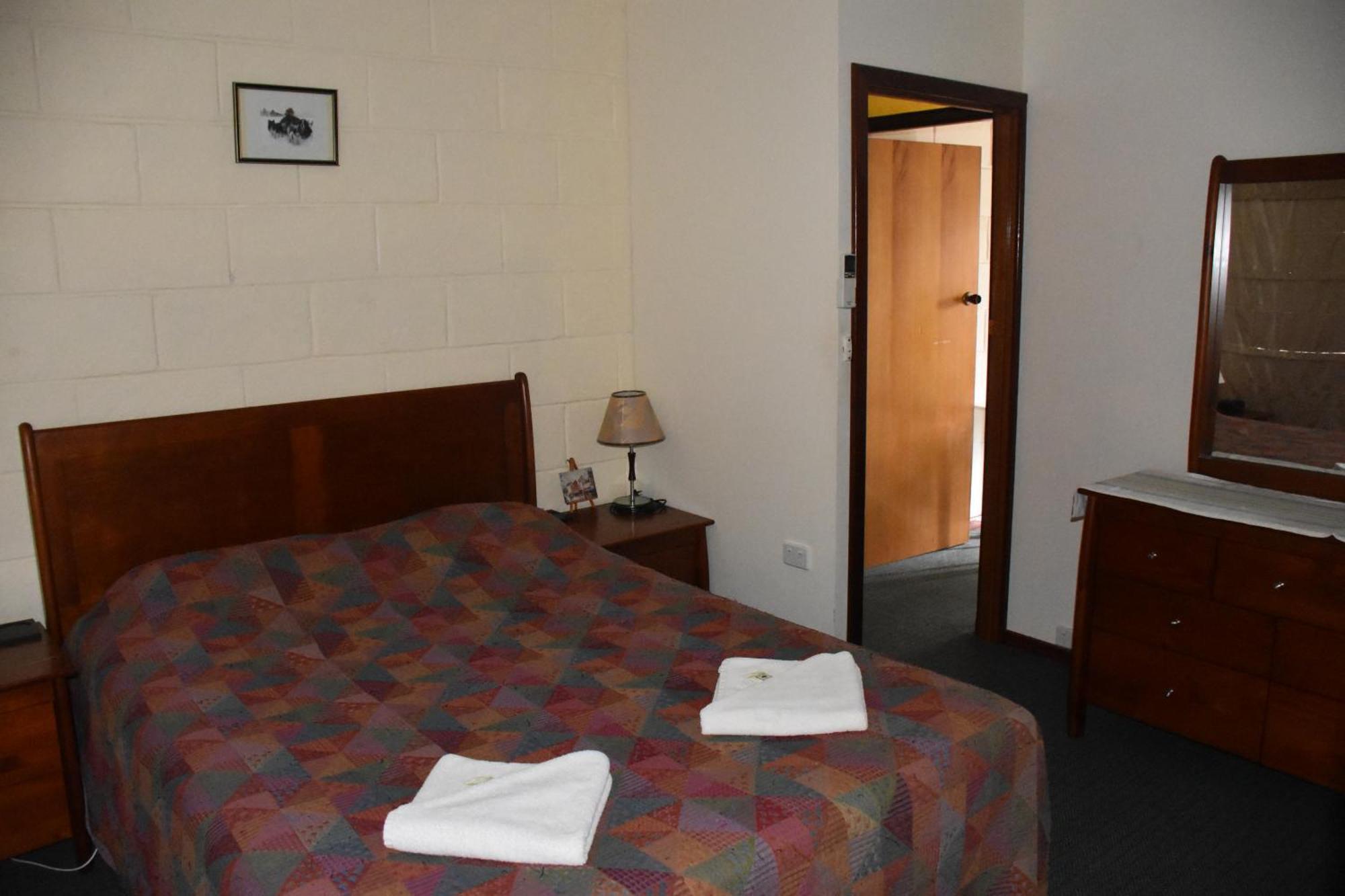 Mount Barker Valley Views Motel & Chalets, Western Australia Ruang foto