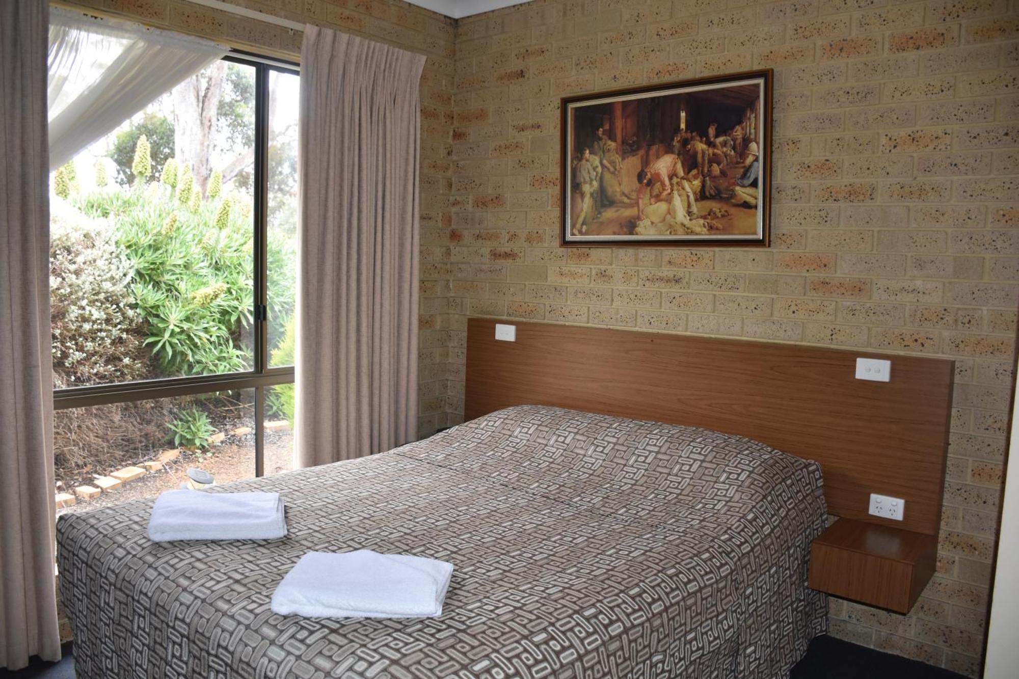 Mount Barker Valley Views Motel & Chalets, Western Australia Ruang foto