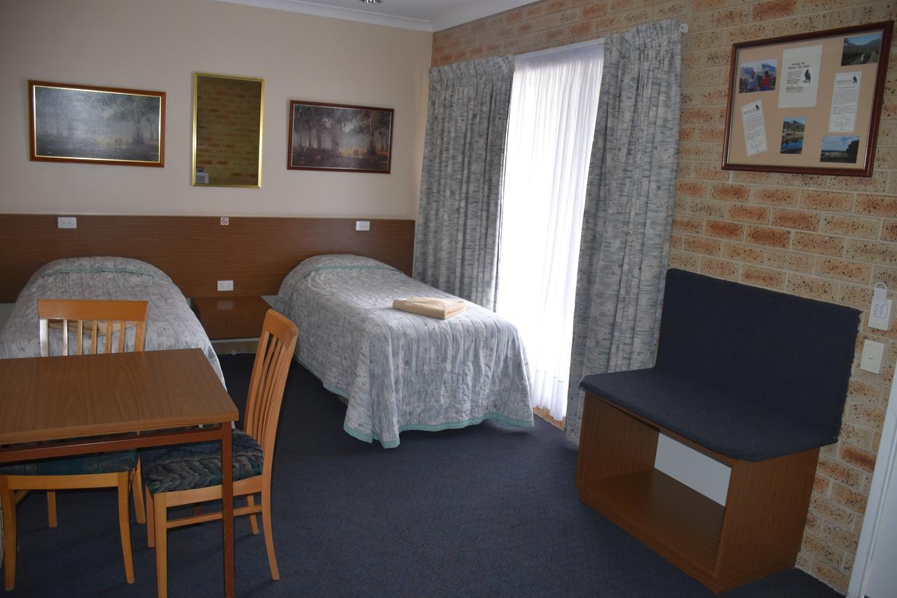 Mount Barker Valley Views Motel & Chalets, Western Australia Bagian luar foto