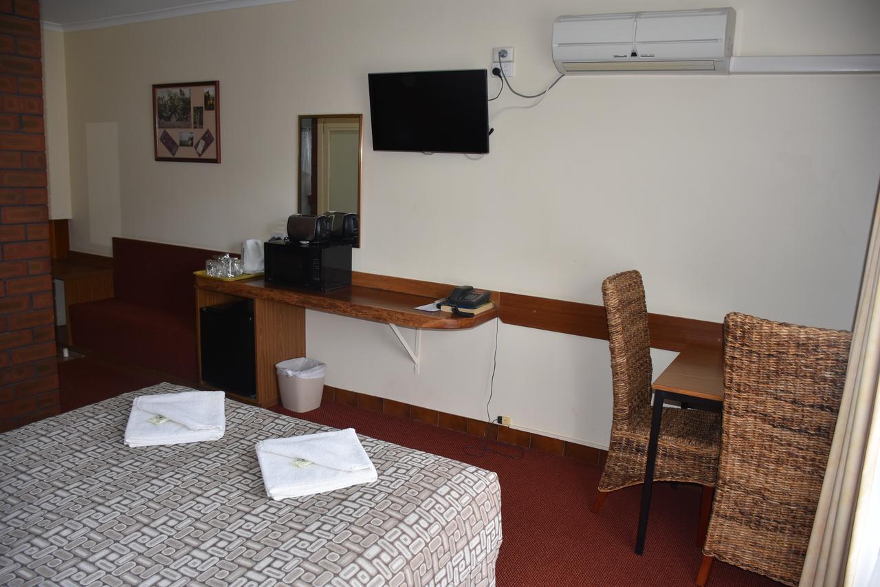 Mount Barker Valley Views Motel & Chalets, Western Australia Bagian luar foto