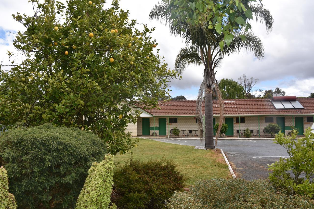 Mount Barker Valley Views Motel & Chalets, Western Australia Bagian luar foto