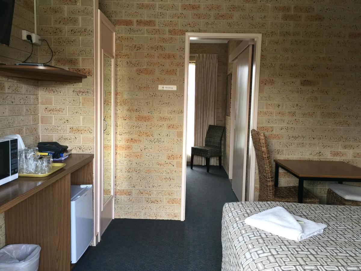 Mount Barker Valley Views Motel & Chalets, Western Australia Bagian luar foto